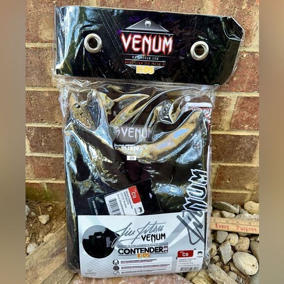 Venum Kids Contender 2.0 Brazilian Jiu-Jitsu Gi Black Size C0 NEW Fast Shipping - Picture 1 of 4